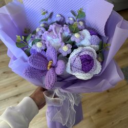 Crochet Floral Bouquet 