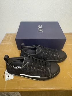 D!0r shoes size 9