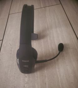 Bluetooth headset