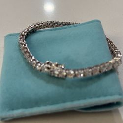 Tenis bracelet moissanite