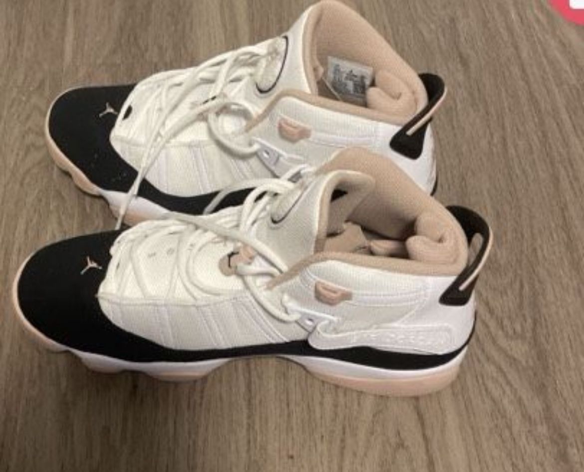Jordan 6 “Fossil Stone”