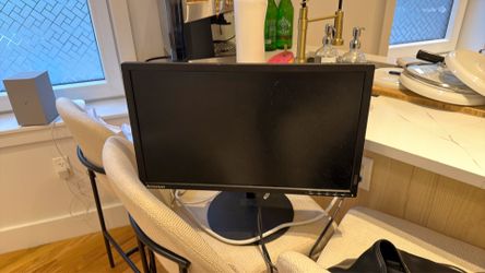 Lenovo Monitor