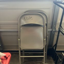 Brown Foldable Chairs (7)