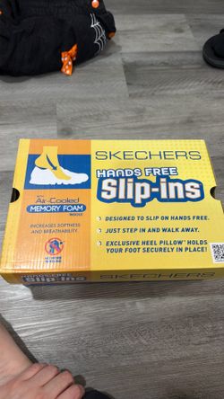 Women’s Skechers