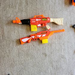 2 Walking Dead Guns