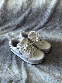Nike air max 1 platinum tint barely grape size 1y