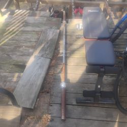 Selling 7ft Olympic Barbell 