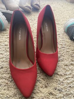 Really cute red heels