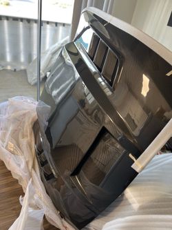 24 mustang terminator carbon hood