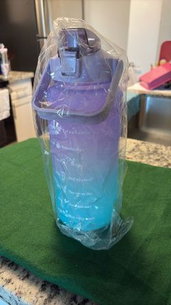 New Gradient Water Bottle – 1 Liter / 32 oz – Motivational Time Markers