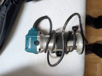 Makita compact router