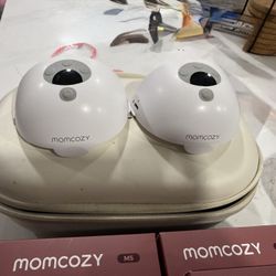 Momcozy M5 Handsfree Breast Pump