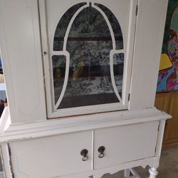 Antique hutch