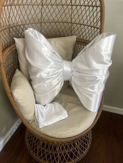 Coquette giant white bow