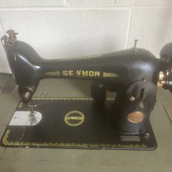 Seymor Sewing Machine