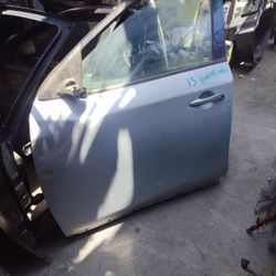 2013 Nissan Pathfinder Left Front Door