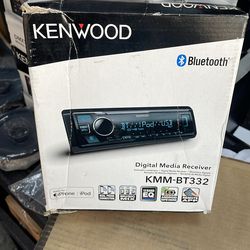 Kenwood KMM - BT332 Digital Reciver (Used)