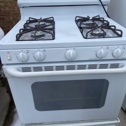 GE Gas Stove