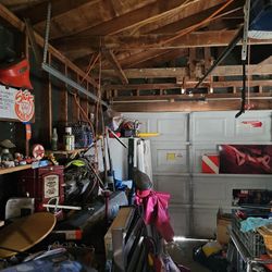 20$ Working refrigerator need gone