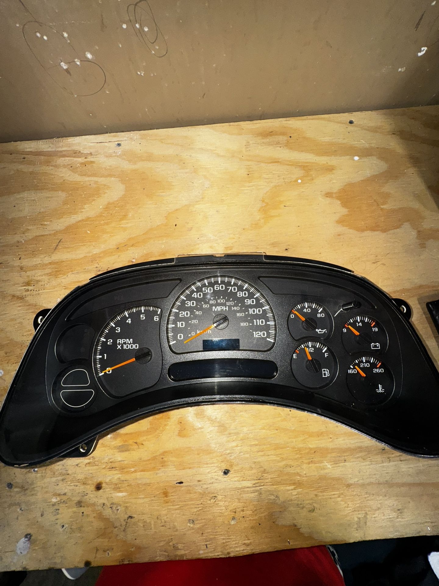 2005 Silverado Instrument Cluster