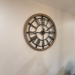 Farmhouse Clock