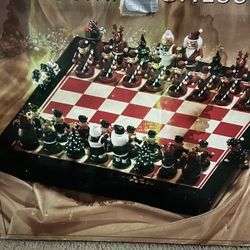 Kirkland Christmas Chess Set