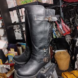 Women's

global win

black knee

boots SIZE 8.5