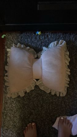 Pink bow  pillow