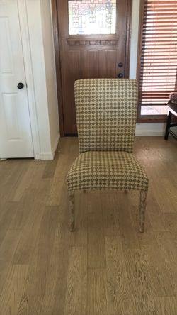 Six dining chairs