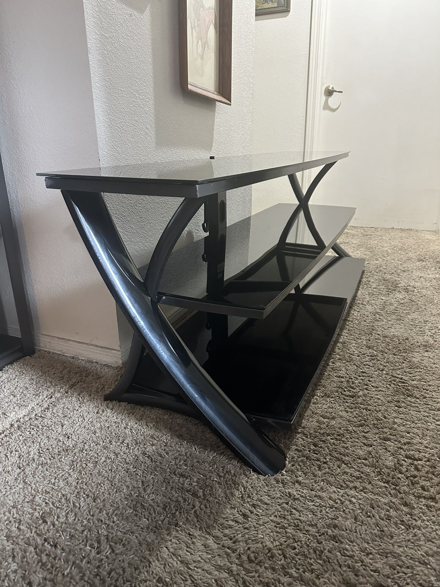Black glass Tv stand