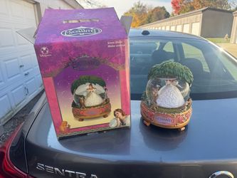 Disney Store Enchanted Snow Globe with Box