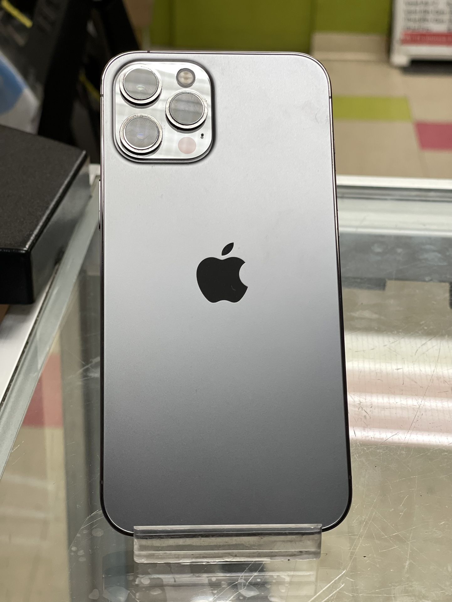 iPhone 12 Pro MAX256GBグラファイトおまけ付き