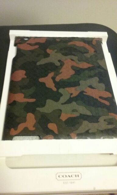 Coach Ipad Case Brand New With Tag Retail Value of $128.00