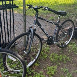 LOW PRICE MOVING- $500 RETAIL SCHWINN BIKE