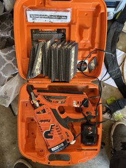 Paslode CF325Li Framing Gun With Battery And Charger