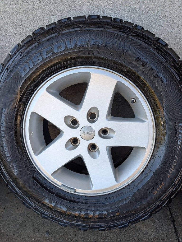 2008 JEEP WRANGLER TIRES/RIMS