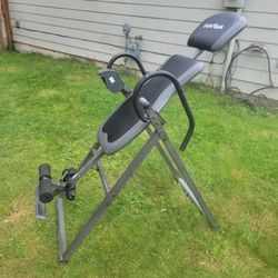 Inversion table. INNOVA
