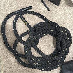 KINGSO Battle Rope 1.5 Inch Heavy Battle Exercise Training Rope 30ft Length Workout Rope 100% Dacron Fitness Rope for Strength Training Home Gym Outdo