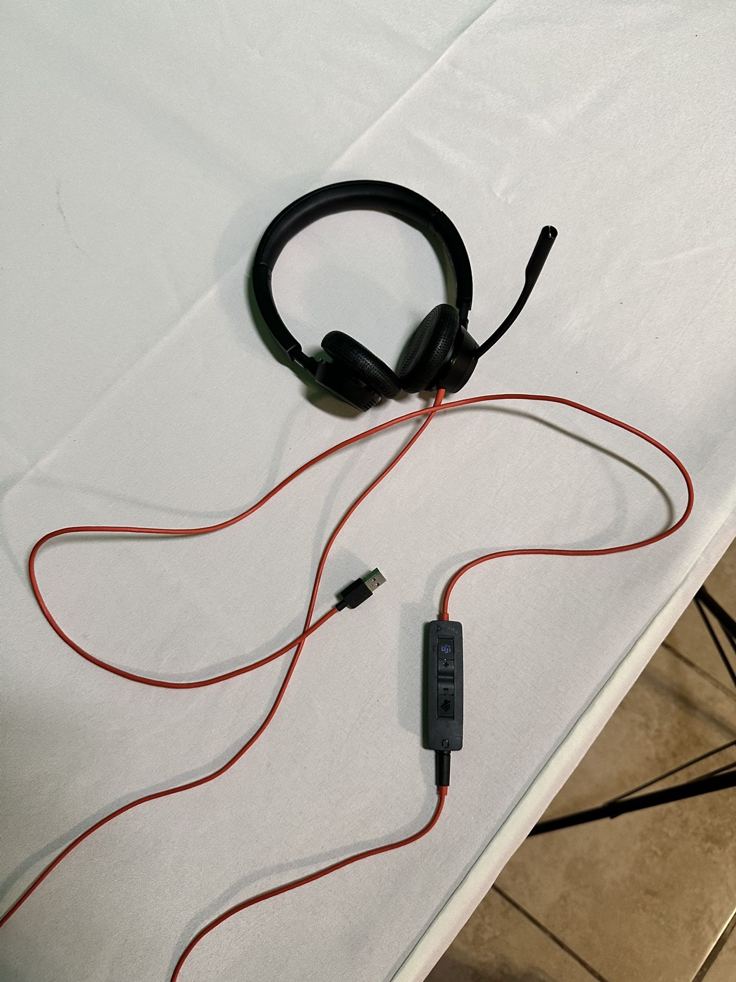 Wired Headphones Headset Has Microphone