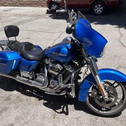 2017 Harley Street Glide Special