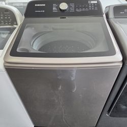 Extra-Large Capacity Washer 