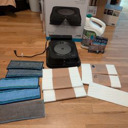 iRobot Mopping Robot 