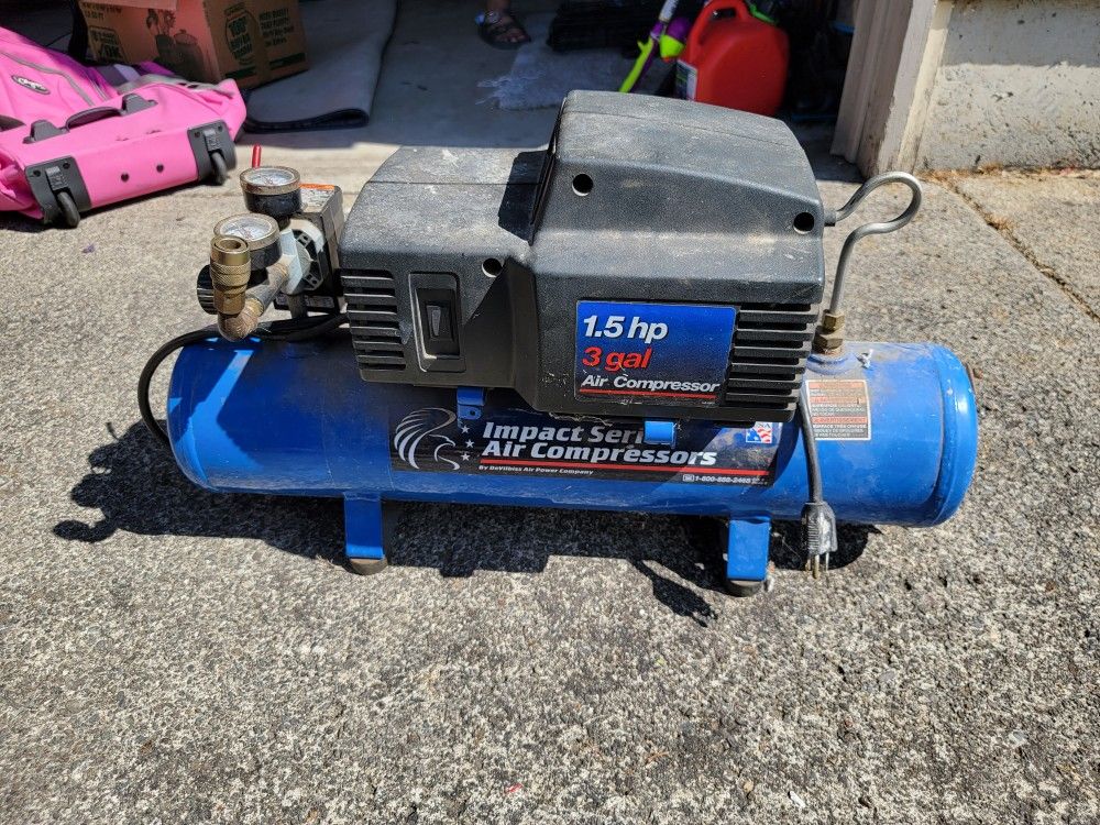 1.5 Hp 3 Gal Impact Series Air Compressor for Sale in Vancouver, WA