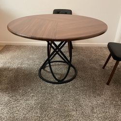 Dining Table (Round)