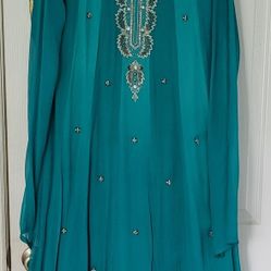 Lightly Used Traditional Pakistani Event Dress