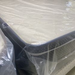 NEW QUEEN SIZE PILLOW TOP MATTRESS W.BOXSPRING INCLUDED   COMFORT : MEDIUM ✔️ SE HABLA  ESPAÑOL ✔️