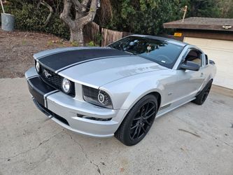 2005 Ford Mustang