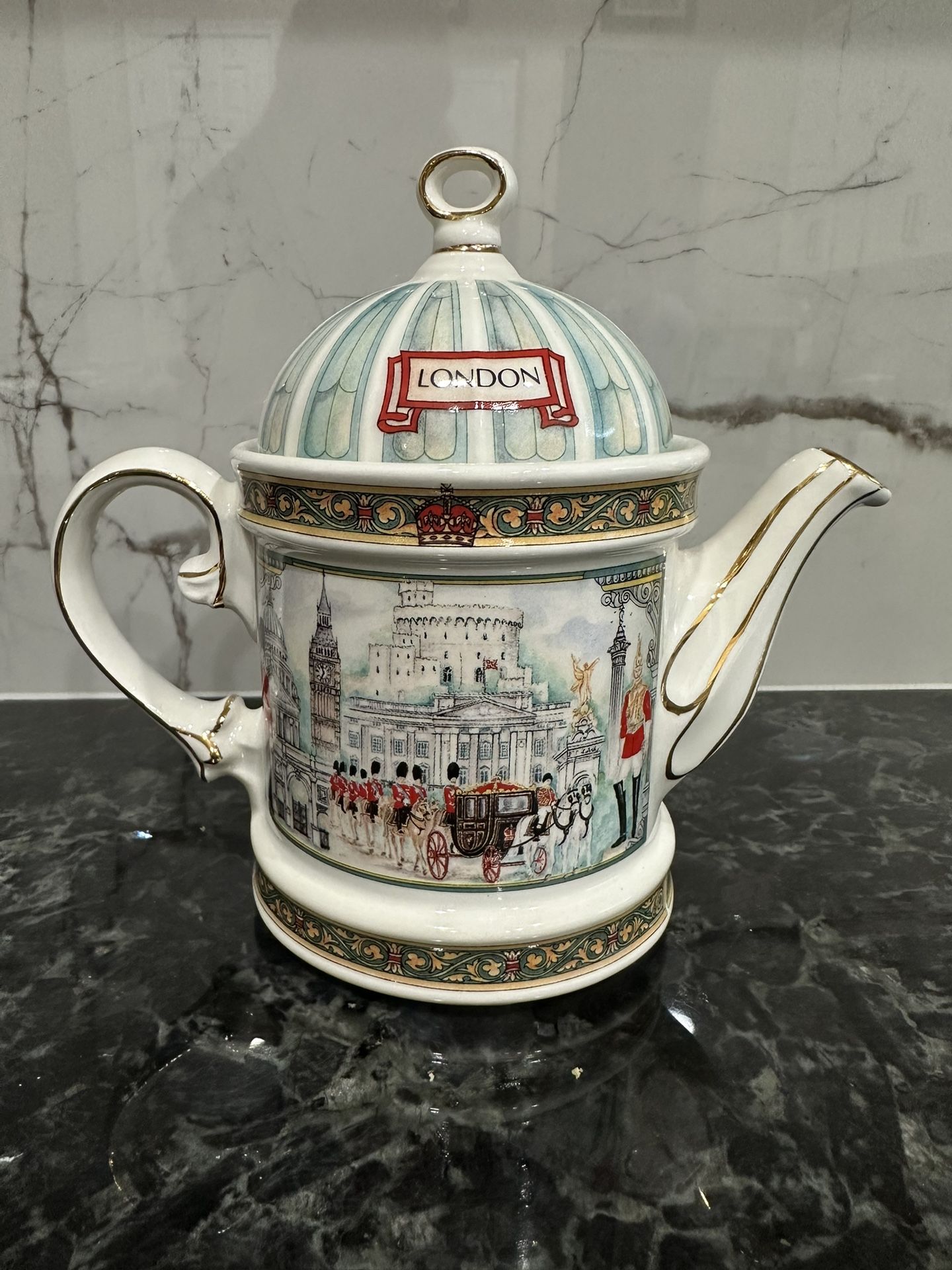 Vintage English kettle