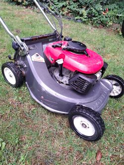 Honda HR-215 Lawn mower please read