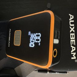 New Jump pack/ air compressor / jump pack / flashlight / emergency kit